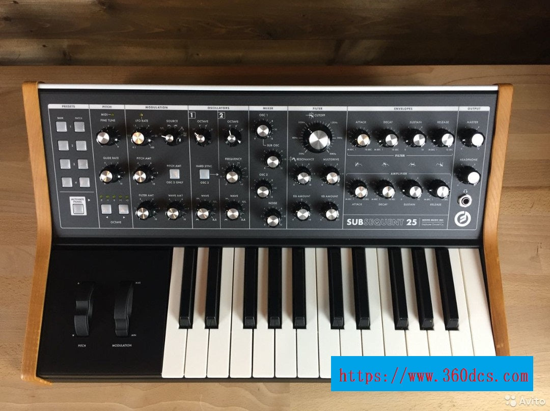 MOOG Subsequent 25 – 360DCS